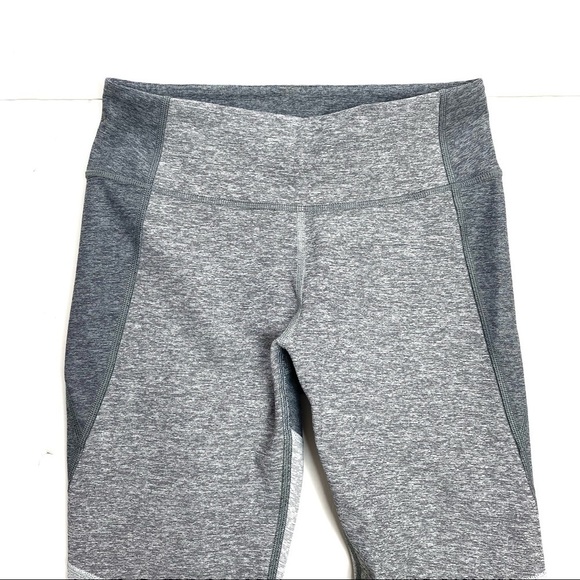 OUTDOOR Voices 7/8 Two-Tone Color Block Leggings in Gray - Picture 3 of 8